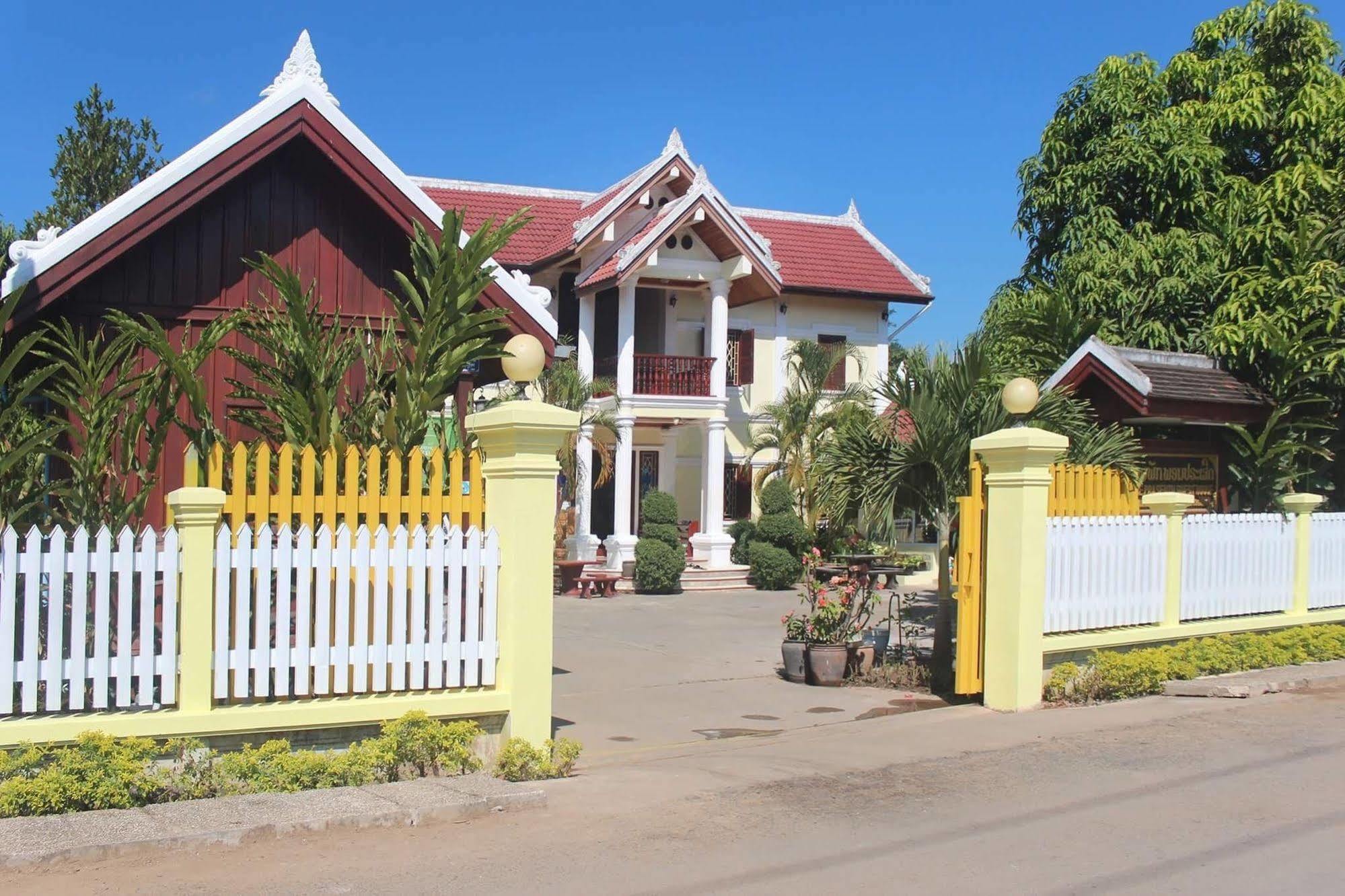 Phonepraseuth Guesthouse Luang Prabang Exterior foto